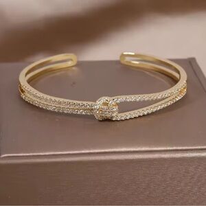 Antro! Classic Lux cuff crystal Gold  Knot Bracelet